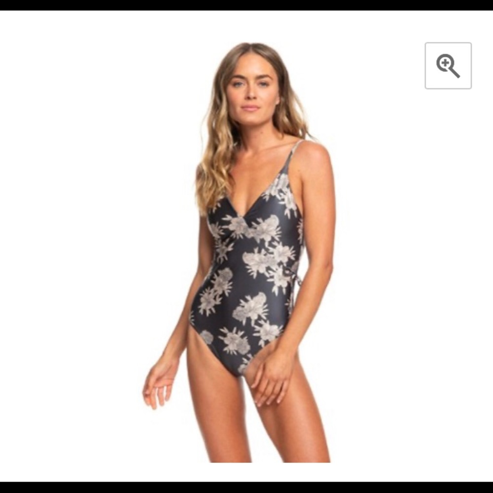 NWT Roxy swimsuit